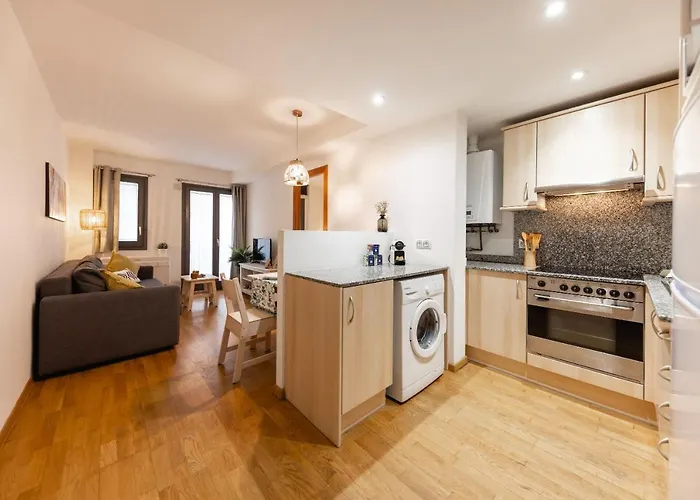 Bravissimo Sant Marti, Cosy 1-bedroom * Girona