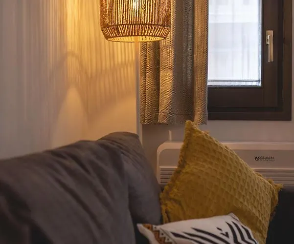 Bravissimo Sant Marti, Cosy 1-bedroom Lägenhet *