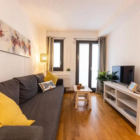 Bravissimo Sant Marti, Cosy 1-bedroom