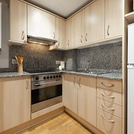 Bravissimo Sant Marti, Cosy 1-bedroom Apartament Girona