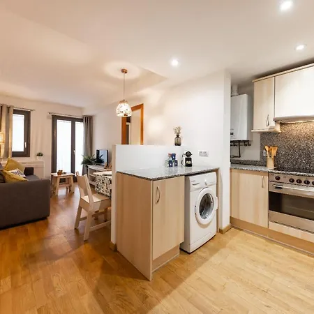Bravissimo Sant Martí, Cosy 1-bedroom * Gerona