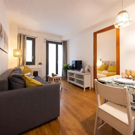 Apartment Bravissimo Sant Marti, Cosy 1-bedroom